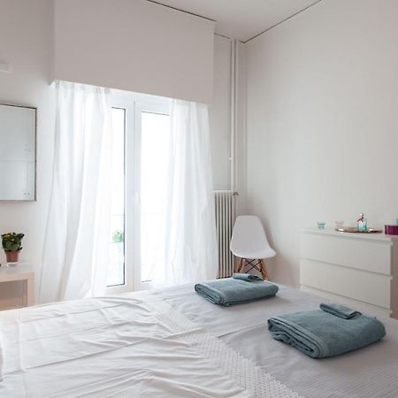 2 Bdrm Apt For Up To 6 Guests Next To Acropolis Museum Athena Bagian luar foto