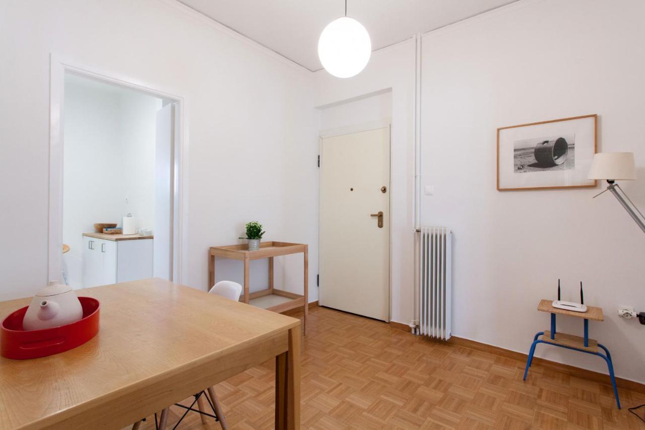 2 Bdrm Apt For Up To 6 Guests Next To Acropolis Museum Athena Bagian luar foto