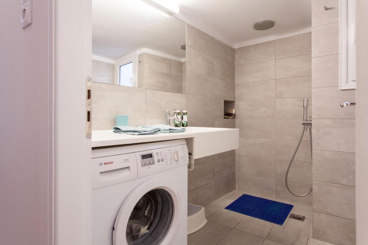 2 Bdrm Apt For Up To 6 Guests Next To Acropolis Museum Athena Bagian luar foto